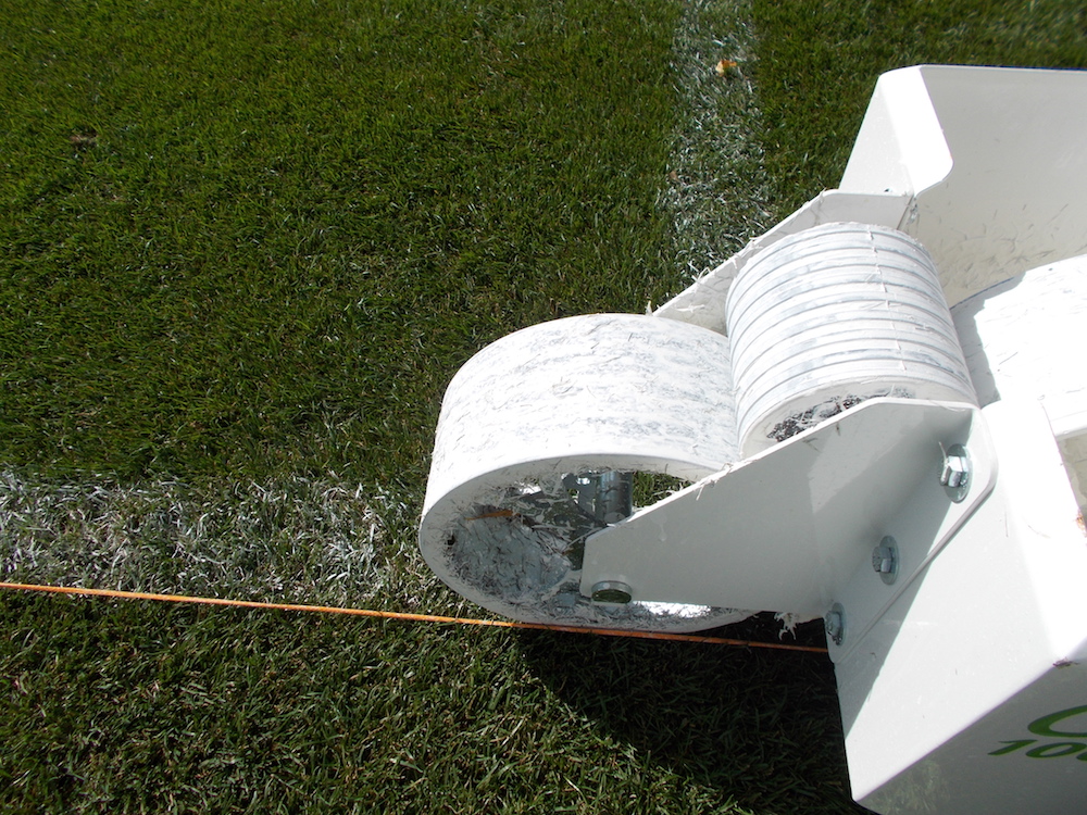 Wheel to wheel line marker